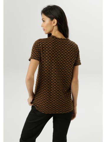 Aniston Shirt camel/zwart