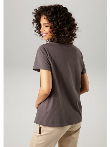 Aniston Shirt in Grau
