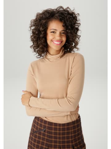 Aniston Longsleeve beige
