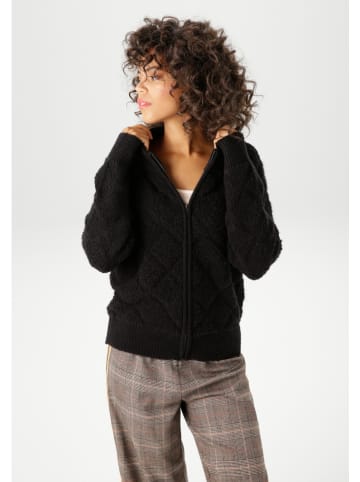 Aniston Cardigan in Schwarz