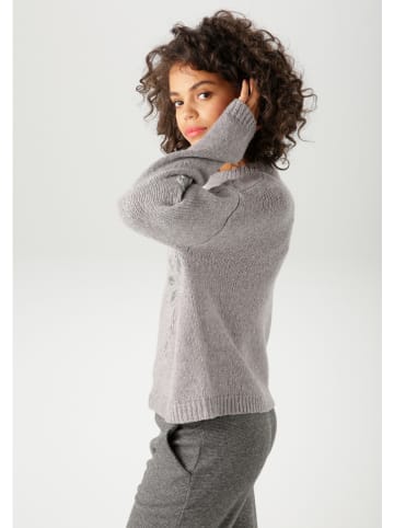 Aniston Pullover in Grau
