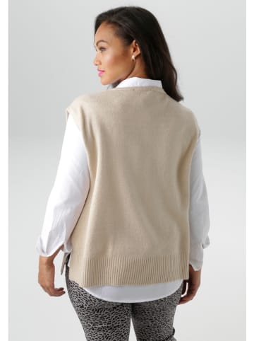 Aniston Spencer beige