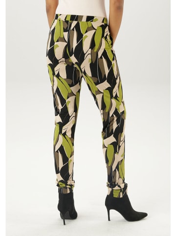 Aniston Hose in Schwarz/ Grün