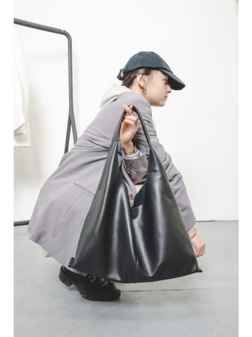 Christian Laurier Leder-Schultertasche "Azza" in Schwarz - (B)42 x (H)43 x (T)14 cm