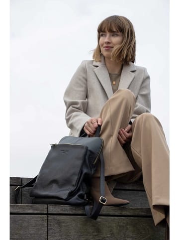 Christian Laurier Skórzany plecak "Milana" w kolorze czarnym - 24 x 27 x 9 cm