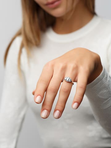 Pandora Srebrny pierścionek z cyrkoniami