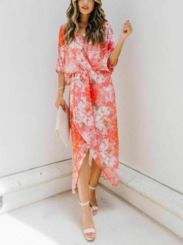 Milan Kiss Sukienka w kolorze koralowo-białym