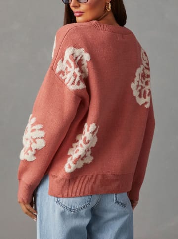 Milan Kiss Sweter w kolorze szaroróżowym