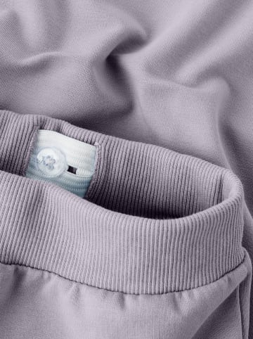 name it Sweathose "Basalt" in Lila