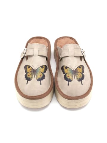 Calceo Clogs in Beige