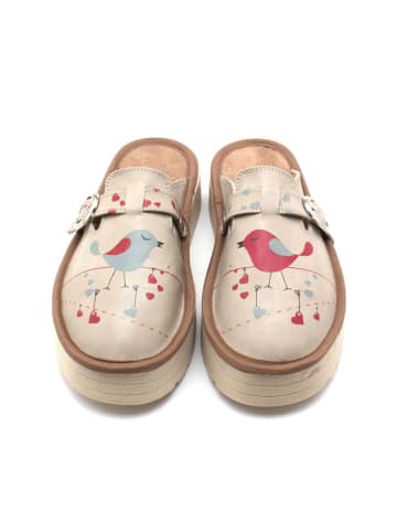 Calceo Clogs in Beige