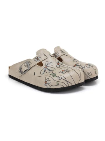 Calceo Clogs in Beige