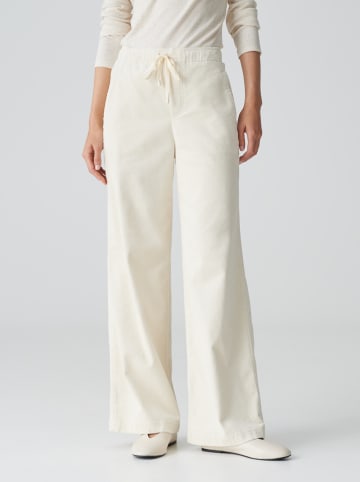 OPUS Spodnie sztruksowe w kolorze kremowym