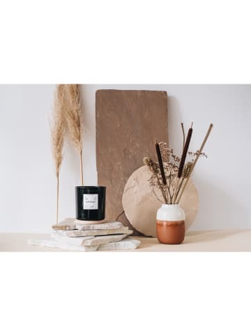 AVA & MAY Duftkerze "Finnland" in Dunkelblau - 500 g