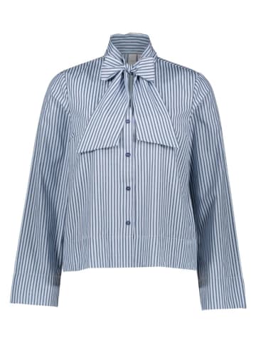 YAS Bluse in Hellblau/ Grau