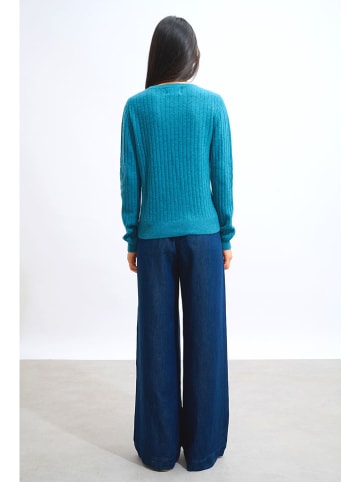 AUTHENTIC CASHMERE Kaszmirowy sweter "Bella" w kolorze niebieskim