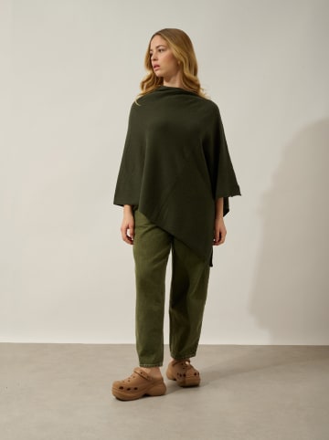 AUTHENTIC CASHMERE Kaszmirowe ponczo w kolorze khaki