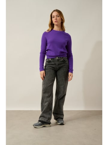 AUTHENTIC CASHMERE Kaszmirowy sweter "Ecrin" w kolorze fioletowym