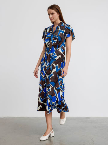 BGN Kleid in Blau/ Braun/ Creme