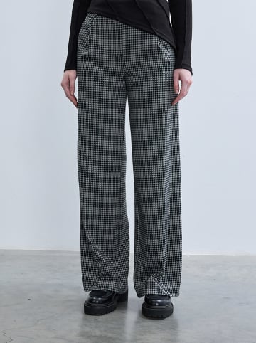 BGN Hose in Weiß/ Schwarz