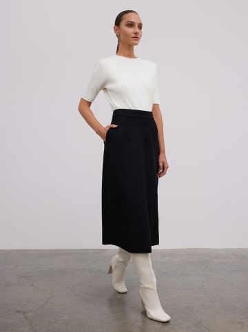 BGN Spódnica w kolorze czarnym