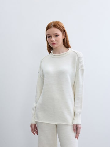 BGN Sweter w kolorze kremowym
