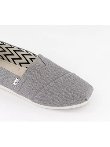 TOMS Slipper in Grau