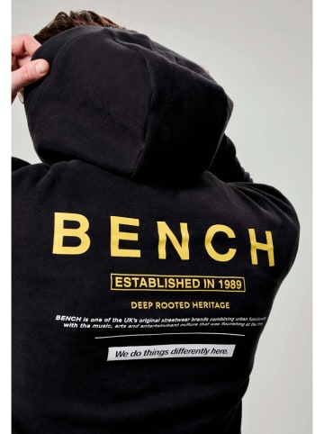 Bench Hoodie "Manti" in Schwarz