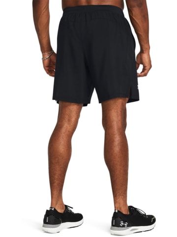 Under Armour Laufshorts "Launch" in Schwarz