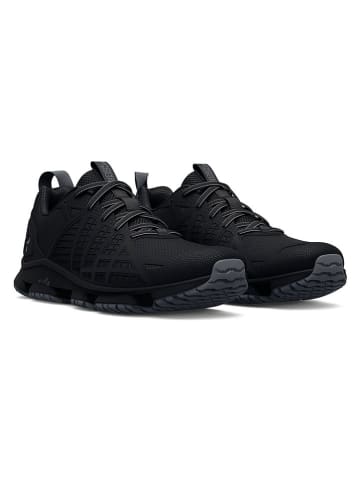 Under Armour Sneakers in Schwarz