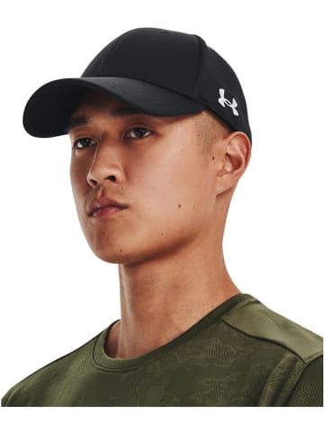 Under Armour Pet zwart