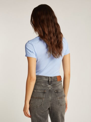 TOMMY JEANS Koszulka w kolorze błękitnym