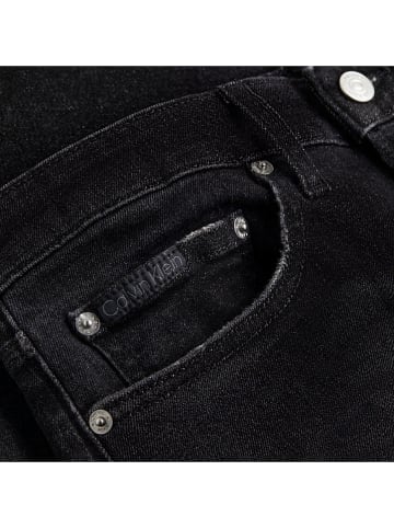 Calvin Klein Jeans - Regular Fit - in Schwarz