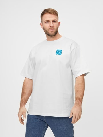 Derbe Shirt in Weiß/ Hellblau