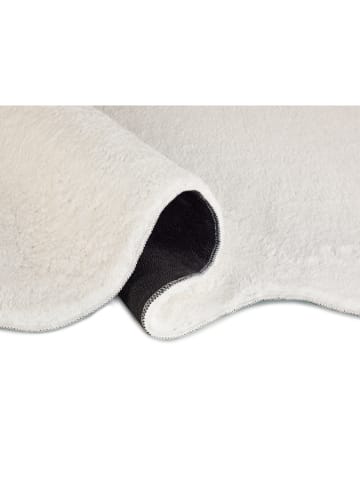 Atticgo Dywan "Mellow" w kolorze białym