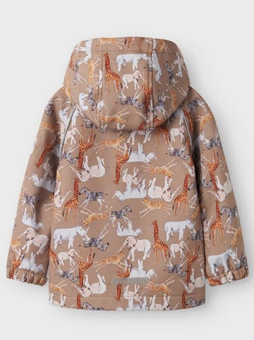 name it Kurtka softshellowa w kolorze jasnobrązowym
