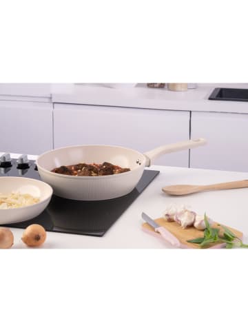 Fackelmann x Pamela Reif Patelnia "Shell" w kolorze beżowym z wysokim rantem - Ø 28 cm