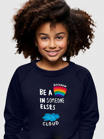 WOOOP Sweatshirt "Be a rainbow" in Dunkelblau