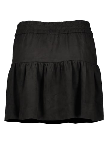 Juvia Rock in Schwarz