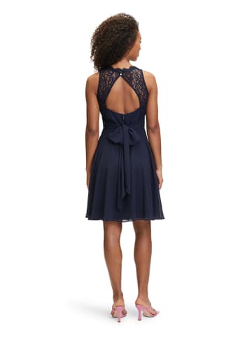 Vera Mont Sukienka w kolorze granatowym