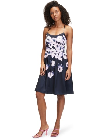 Vera Mont Sukienka w kolorze granatowym