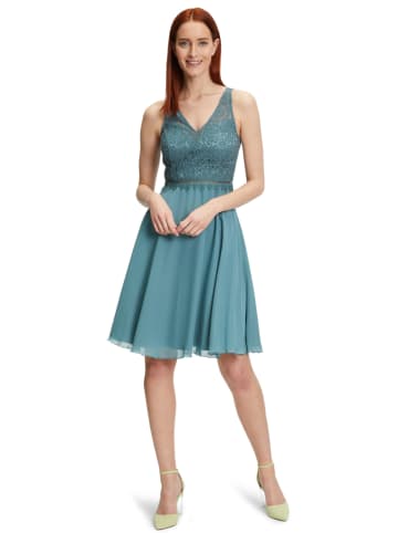Vera Mont Kleid in Hellblau