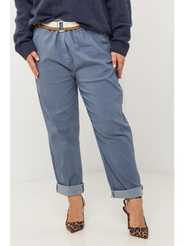 Curvy Lady Hose in Blau
