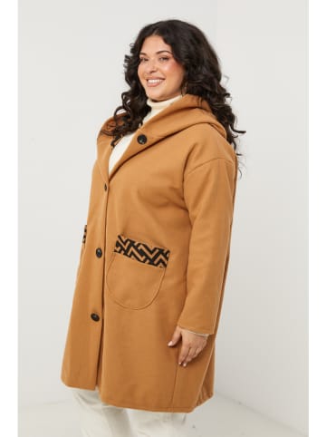 Curvy Lady Kurtka przejściowa w kolorze jasnobrązowym