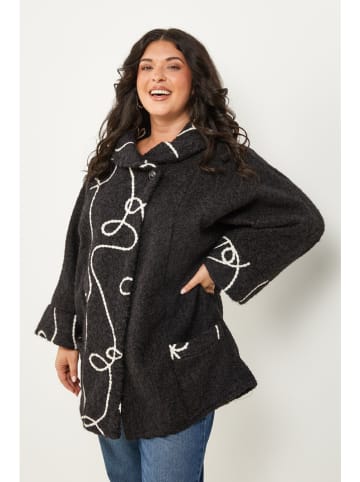 Curvy Lady Tussenmantel zwart