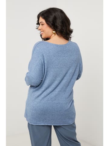 Curvy Lady Longsleeve lichtblauw