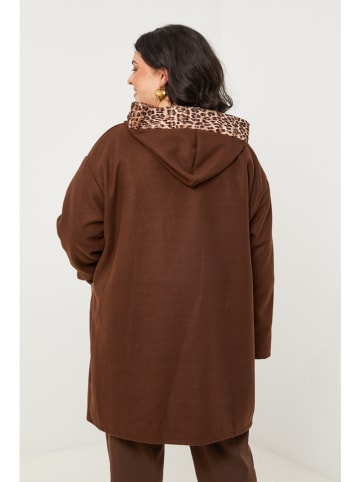 Curvy Lady Tussenmantel bruin