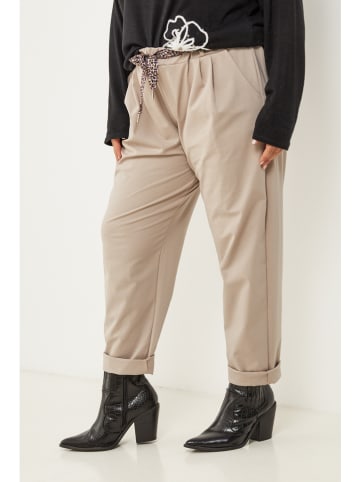 Curvy Lady Hose in Beige