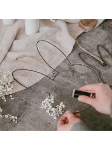 Eulenschnitt 2er-Set: Metallkranz ''Hase'' in Schwarz