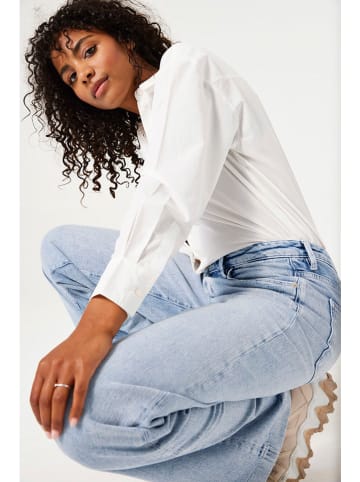 Garcia Jeans - Flared fit - in Hellblau